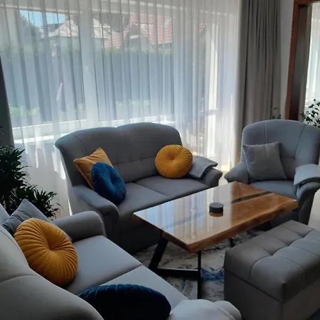 In Mit Grill Und Garten Kołobrzeg